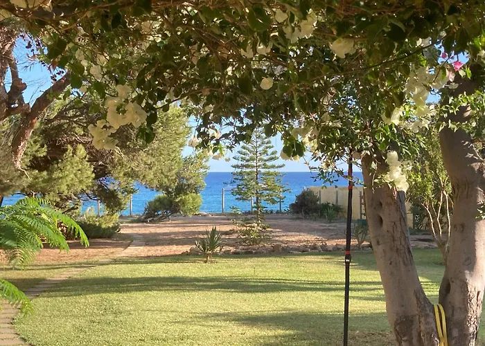 Ines, At The וילה